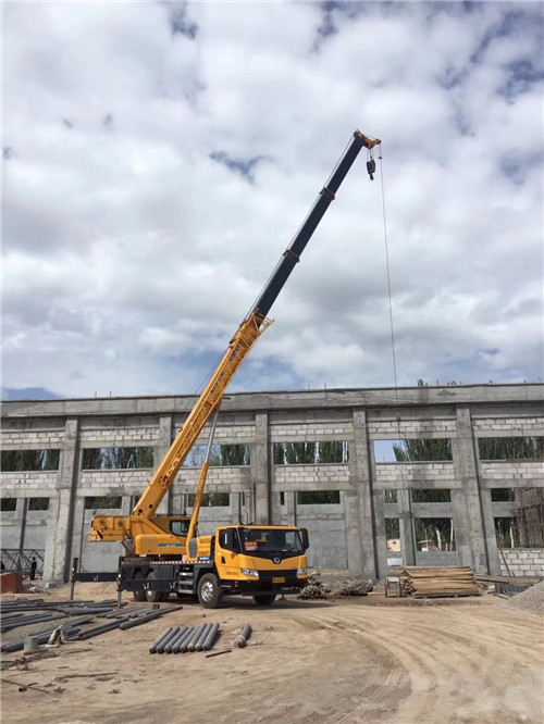 双清区吊装作业前会做设备检查吗？安全保障措施有哪些？